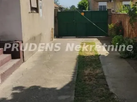 Sale, house, 300m², Dobanovci, Surčin - image 7