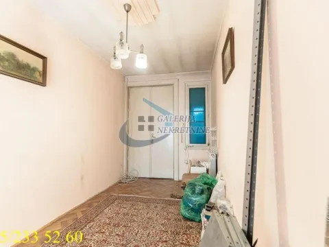 Prodaja, trosoban stan, 77m², Stari Grad, Beograd - image 22