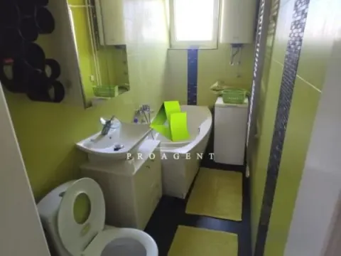 Izdavanje, dvosoban stan, 74m², Medijana, Niš - image 12