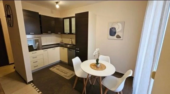 Izdavanje, dvosoban stan, 80m², Ljubović, Podgorica