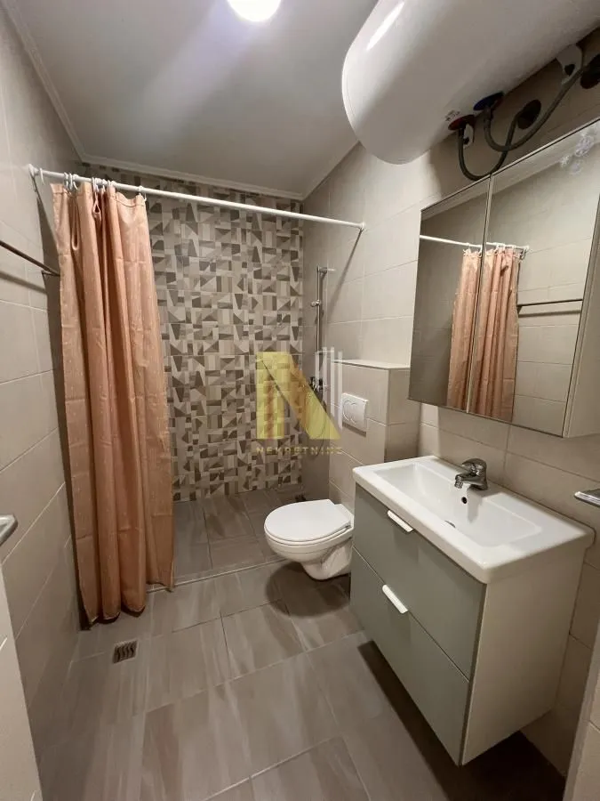 Prodaja, trosoban stan, 74m², Veternička rampa, Novi Sad Sve Podlokacije