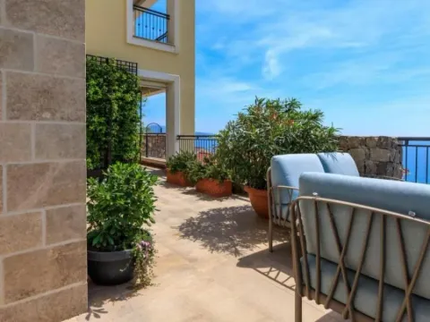 Prodaja, jednosoban stan, 153m², Luštica Bay, Tivat - image 2