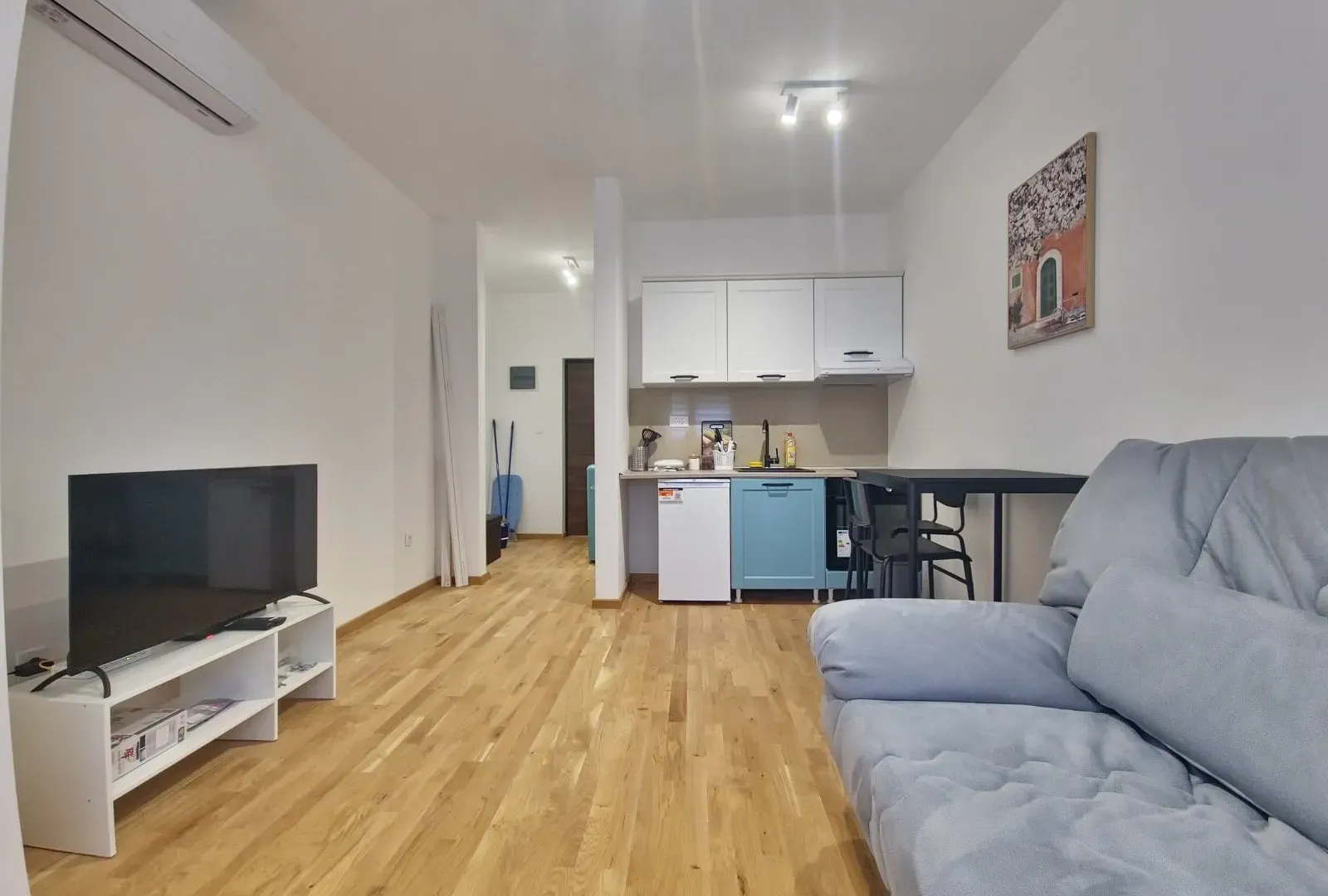 Prodaja, garsonjera, 24m², Bečići, Budva