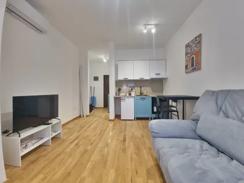 Sale, studio apartment, 24m², Bečići, Budva