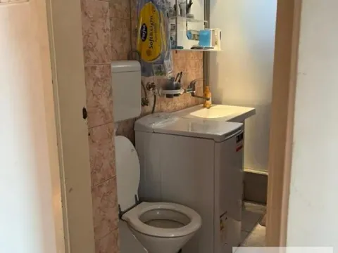 Prodaja, trosoban stan, 57m², Stari Grad, Beograd - image 22