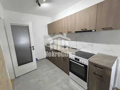 Rent, one bedroom apartment, 43m², Vračar Sve Podlokacije, Beograd - image 9