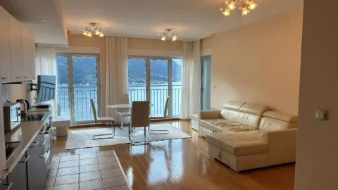 Sale, two bedroom apartment, 75m², Kotor, Crna Gora - image 16