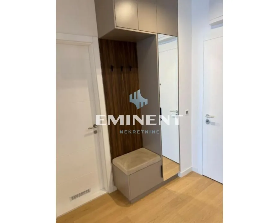 Rent, two bedroom apartment, 33m², Novi Beograd Blok 65, Novi Beograd Sve Podlokacije