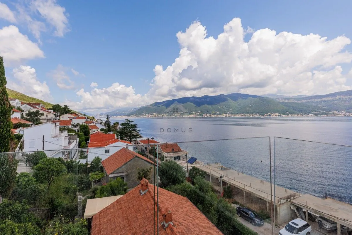 Prodaja, kuća, 315m², Krašići, Tivat