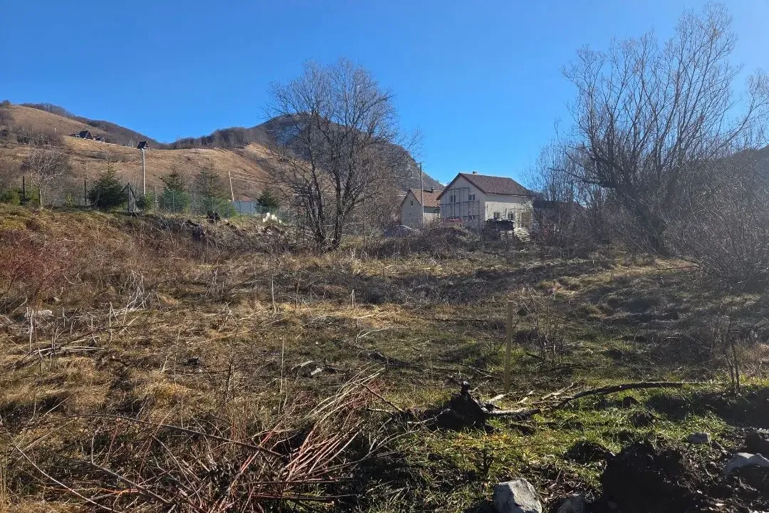 Prodaja, plac, 535m², Veruša, Podgorica