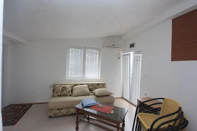 Sale, house, 600m², Sutomore, Bar