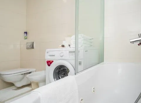 Prodaja, stan, 92m², Budva, Crna Gora - image 13