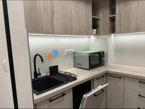 Rent, three bedroom apartment, 52m², Gradska Bolnica, Zvezdara Sve Podlokacije - image 4