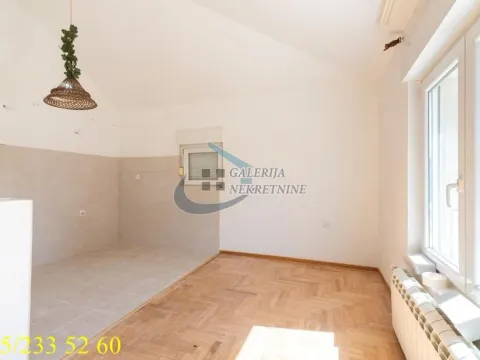 Prodaja, trosoban stan, 83m², Gradska Bolnica, Zvezdara Sve Podlokacije - image 8