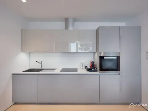 Prodaja, dvosoban stan, 125m², Centar, Budva - image 4