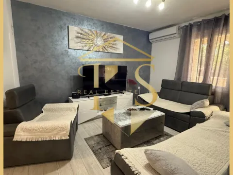 Rent, one bedroom apartment, 84m², Dumidran, Tivat - image 2