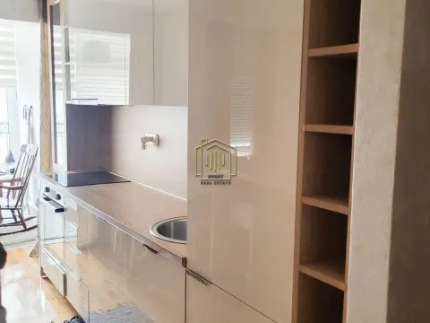 Izdavanje, jednosoban stan, 51m², Centar, Budva - image 5