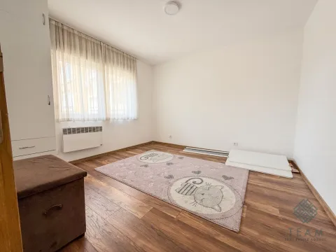 Prodaja, trosoban stan, 89m², Pejton, Podgorica - image 10