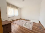 Prodaja, trosoban stan, 89m², Pejton, Podgorica - image 10