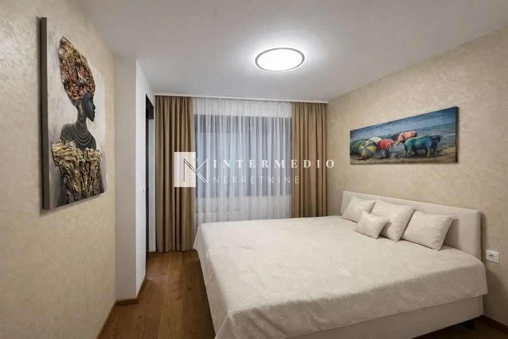Prodaja, dvosoban stan, 107m², Igalo, Herceg Novi