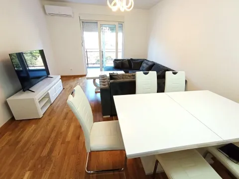 Izdavanje, jednosoban stan, 55m², Ljubović, Podgorica - image 10
