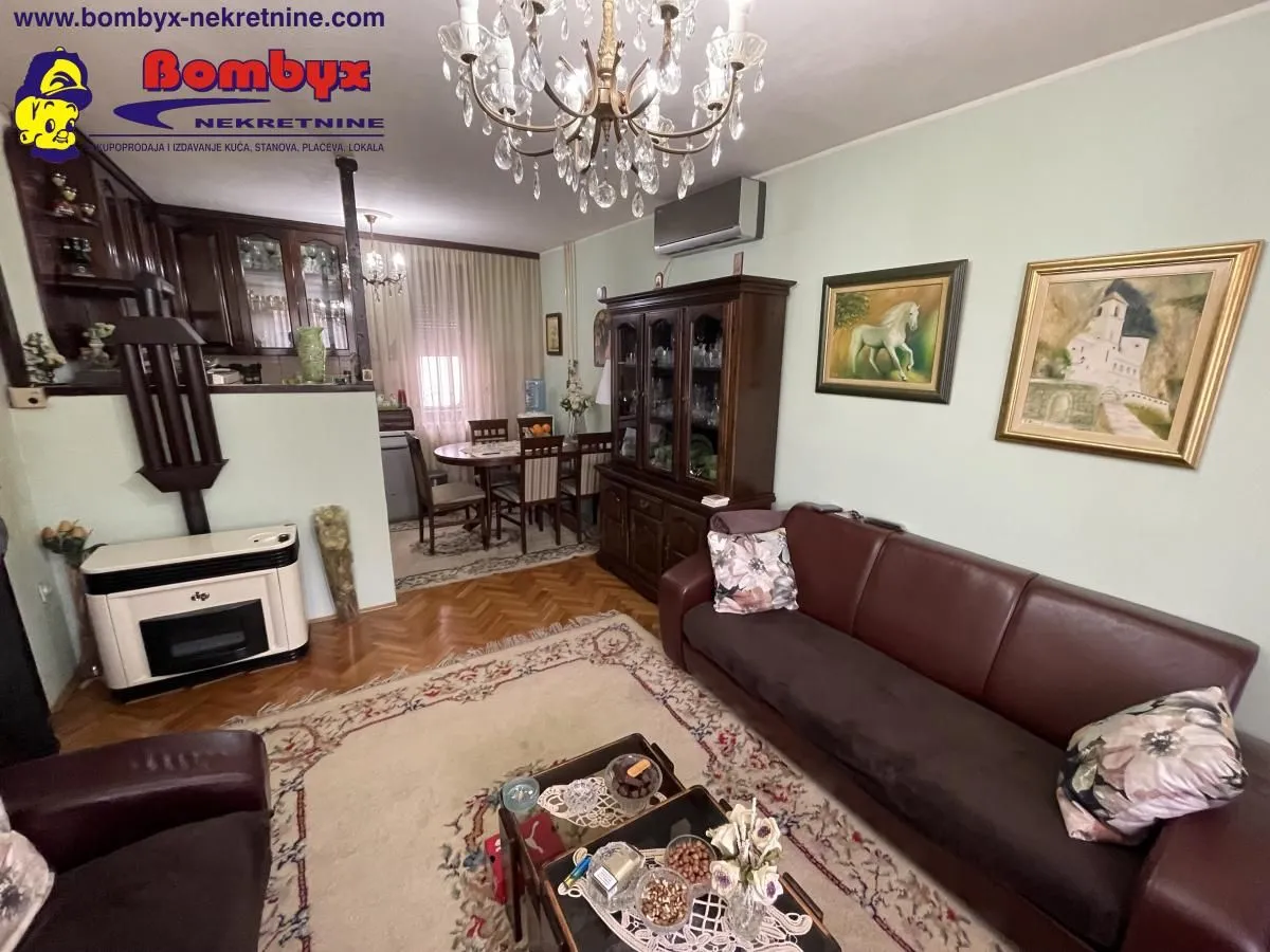 Prodaja, kuća, 155m², Sremska Kamenica, Petrovaradin