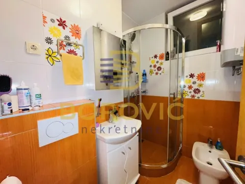 Prodaja, četvorosoban stan, 92m², Kneževac, Beograd - image 14