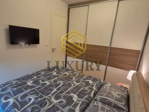 Prodaja, jednosoban stan, 63m², Preko Morače, Podgorica - image 4