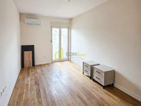 Rent, two bedroom apartment, 72m², Central Point, Podgorica - image 4