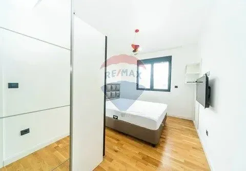 Izdavanje, trosoban stan, 130m², Nova Dalmatinska, Podgorica - image 5