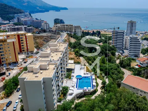 Daily-rent, three bedroom apartment, 67m², Bečići, Budva - image 2