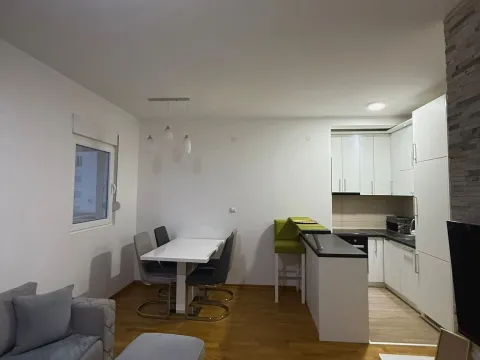 Izdavanje, dvosoban stan, 60m², Zabjelo, Podgorica - image 3
