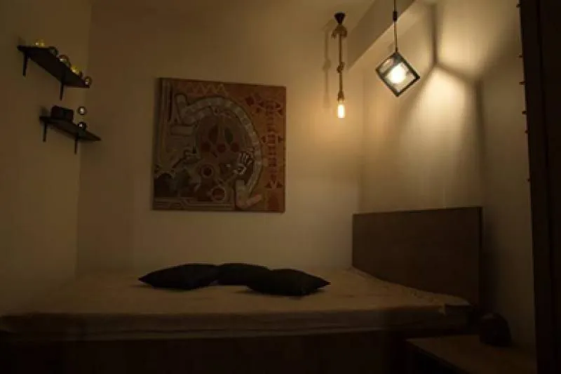 Izdavanje, četvorosoban stan, 91m², Profesorska Kolonija, Palilula Sve Podlokacije