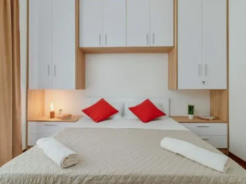 Sale, one bedroom apartment, 50m², Sveta Vrača, Kotor - image 4