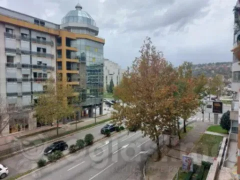 Izdavanje, poslovni prostor, 358m2, Kruševac, Podgorica Izdavanje, poslovni prostor, 358m2, Kruševac, Podgorica