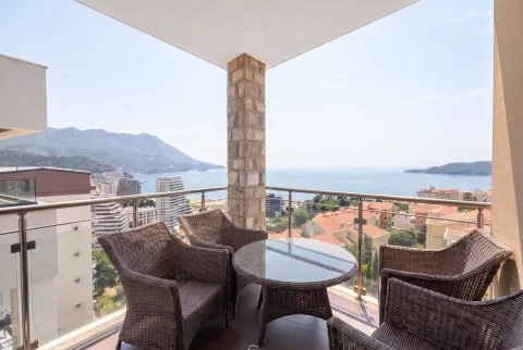 Rent, four bedroom apartment, 91m², Bečići, Budva - image 14