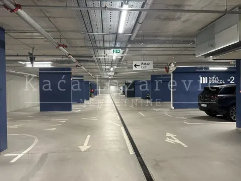 Izdavanje, trosoban stan, 92m², Stari Grad, Beograd - image 19