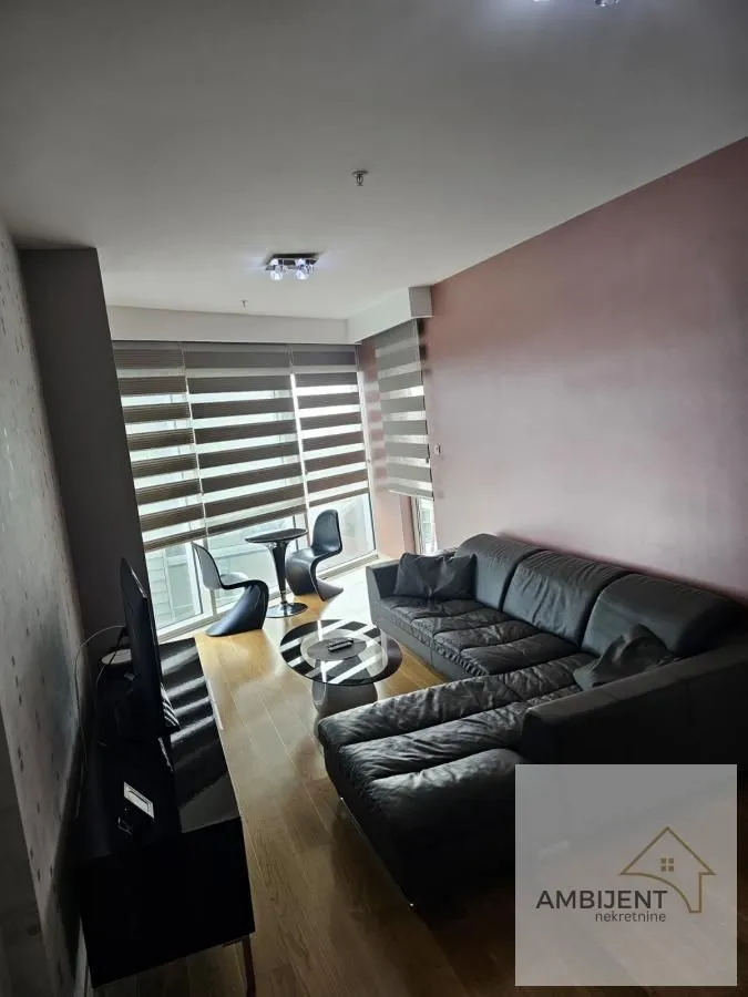 Prodaja, trosoban stan, 77m², Budva, Crna Gora