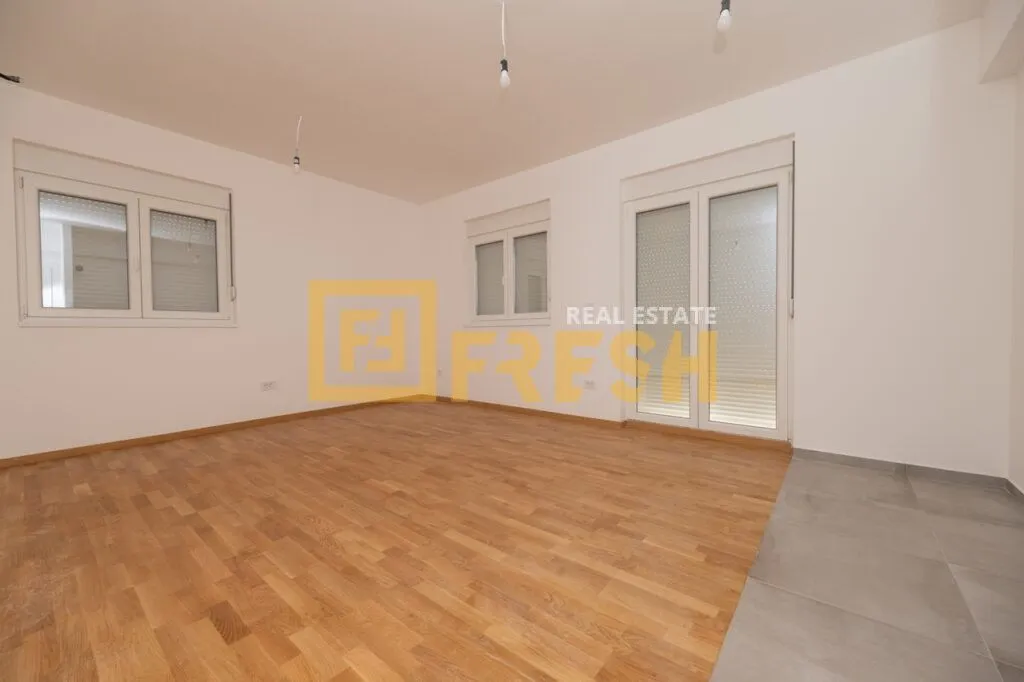 Sale, two bedroom apartment, 65m², Stari Aerodrom, Podgorica
