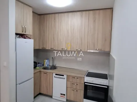 Izdavanje, jednosoban stan, 50m², City Kvart, Podgorica - image 3