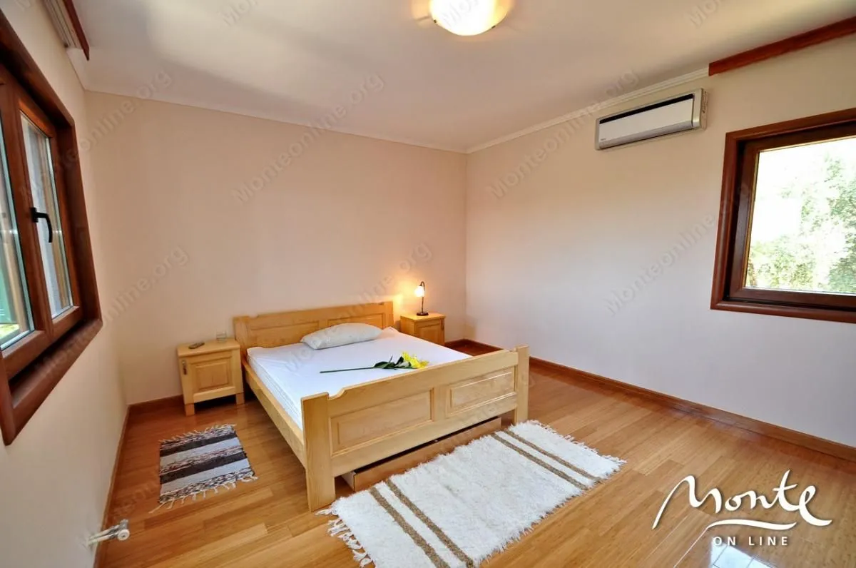Sale, house, 644m², Pržno, Budva