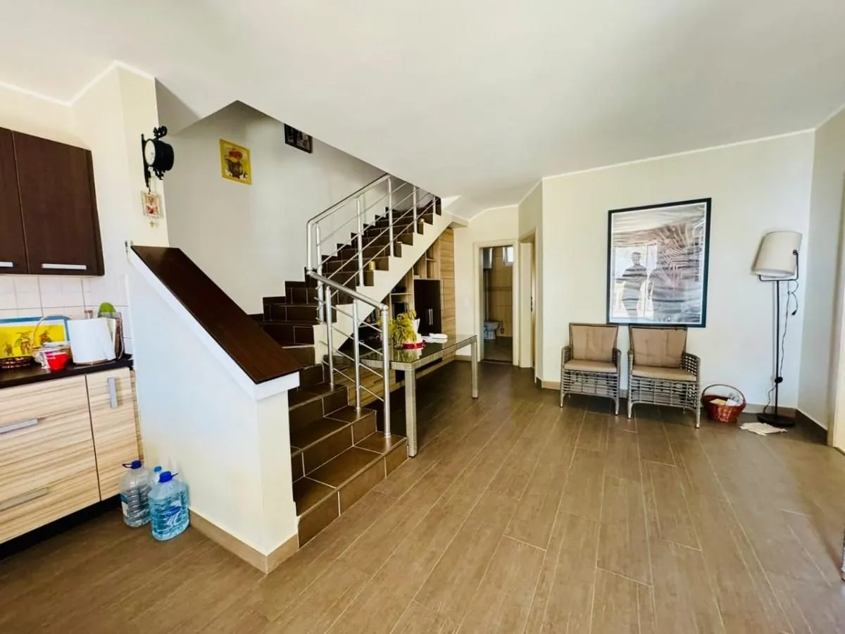 Sale, house, 290m², Bar, Crna Gora