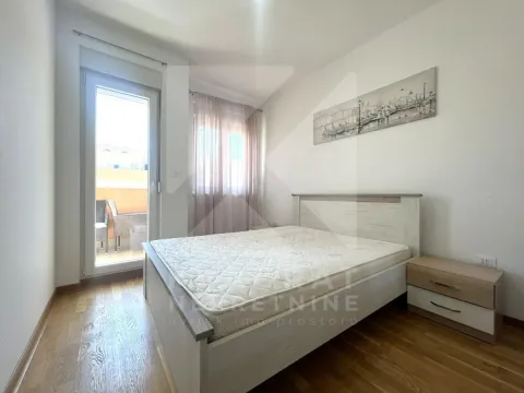 Rent, one bedroom apartment, 43m², City Kej, Podgorica - image 5