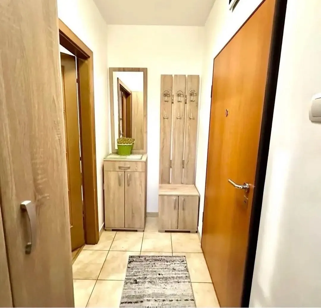 Rent, studio apartment, 29m², Blok 9, Podgorica