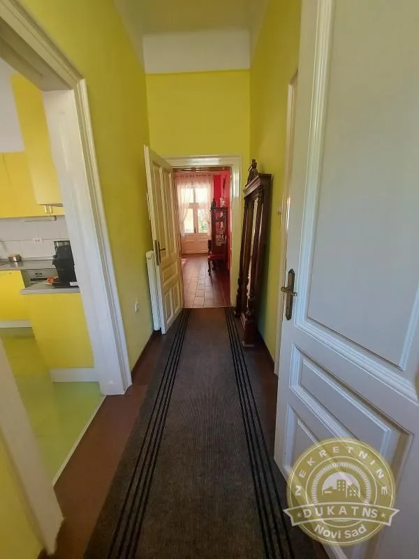 Prodaja, kuća, 187m², Sremska Kamenica, Petrovaradin