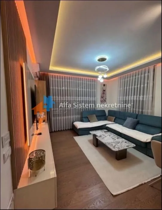 Rent, three bedroom apartment, 75m², Savski Venac, Beograd