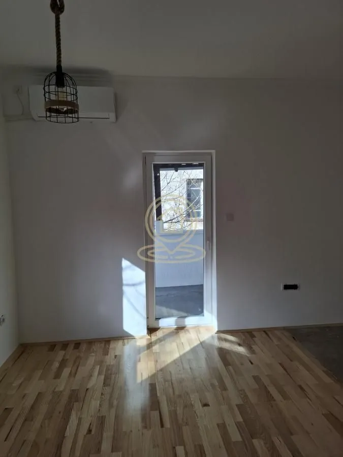 Rent, office space, 86m², Savski Venac, Beograd