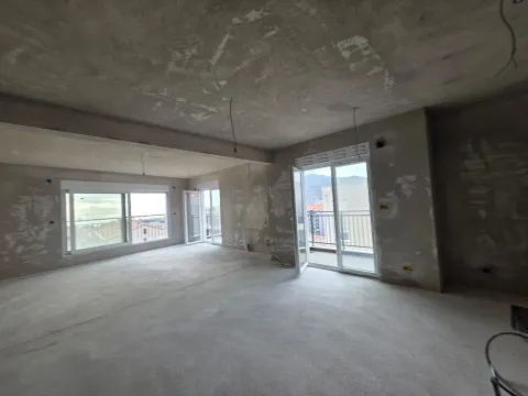 Prodaja, trosoban stan, 165m², Budva, Crna Gora - image 11