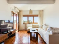 Rent, one bedroom apartment, 44m², Petrovac, Budva - image 11