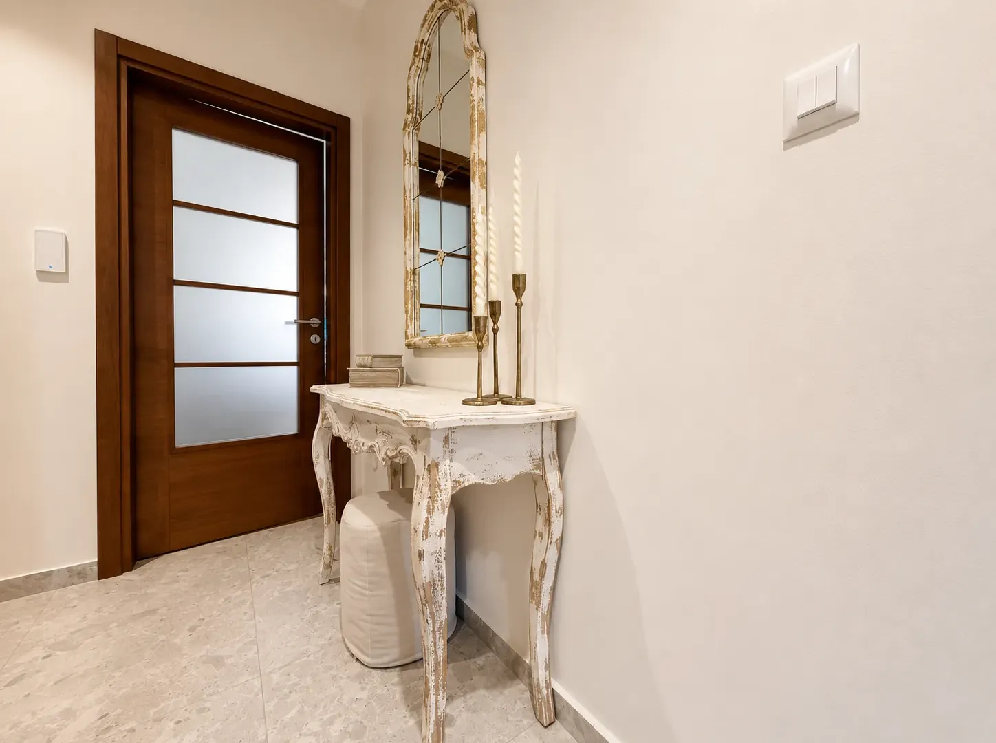 Prodaja, trosoban stan, 80m², Vezirov Most, Podgorica